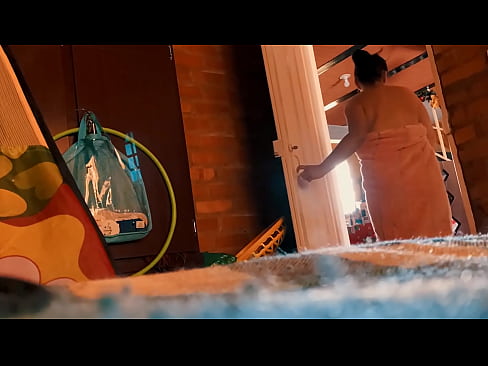 ❤️ Mi tío me sigue hasta la ducha, me folla mientras me ducho ❤❌ Super porno en es.pornado-co.ru ❌️